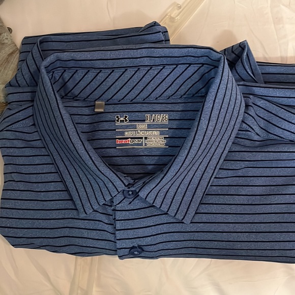 Under Armour - Picture 3 of 3